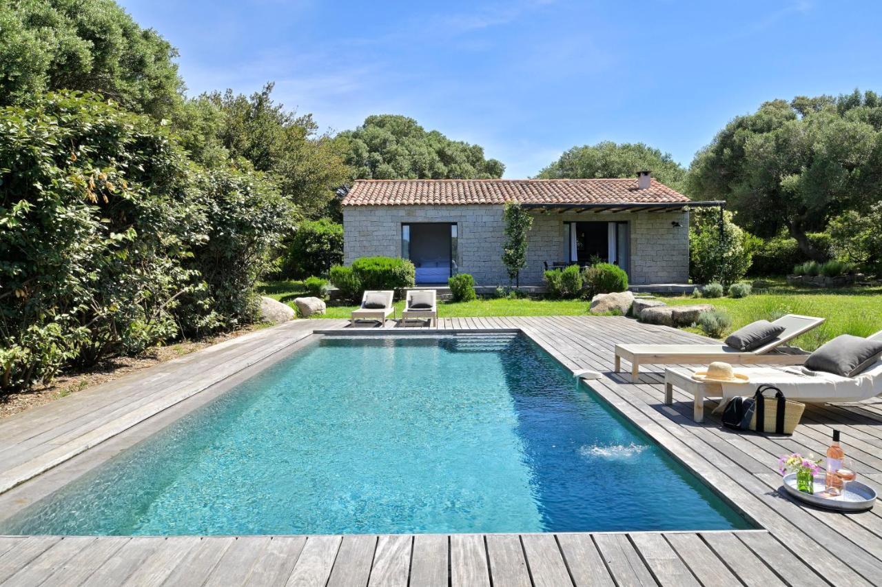 Domaine De Peretti Della Rocca Hotel Figari  Bagian luar foto